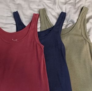 3 NWOT a new day Tank tops